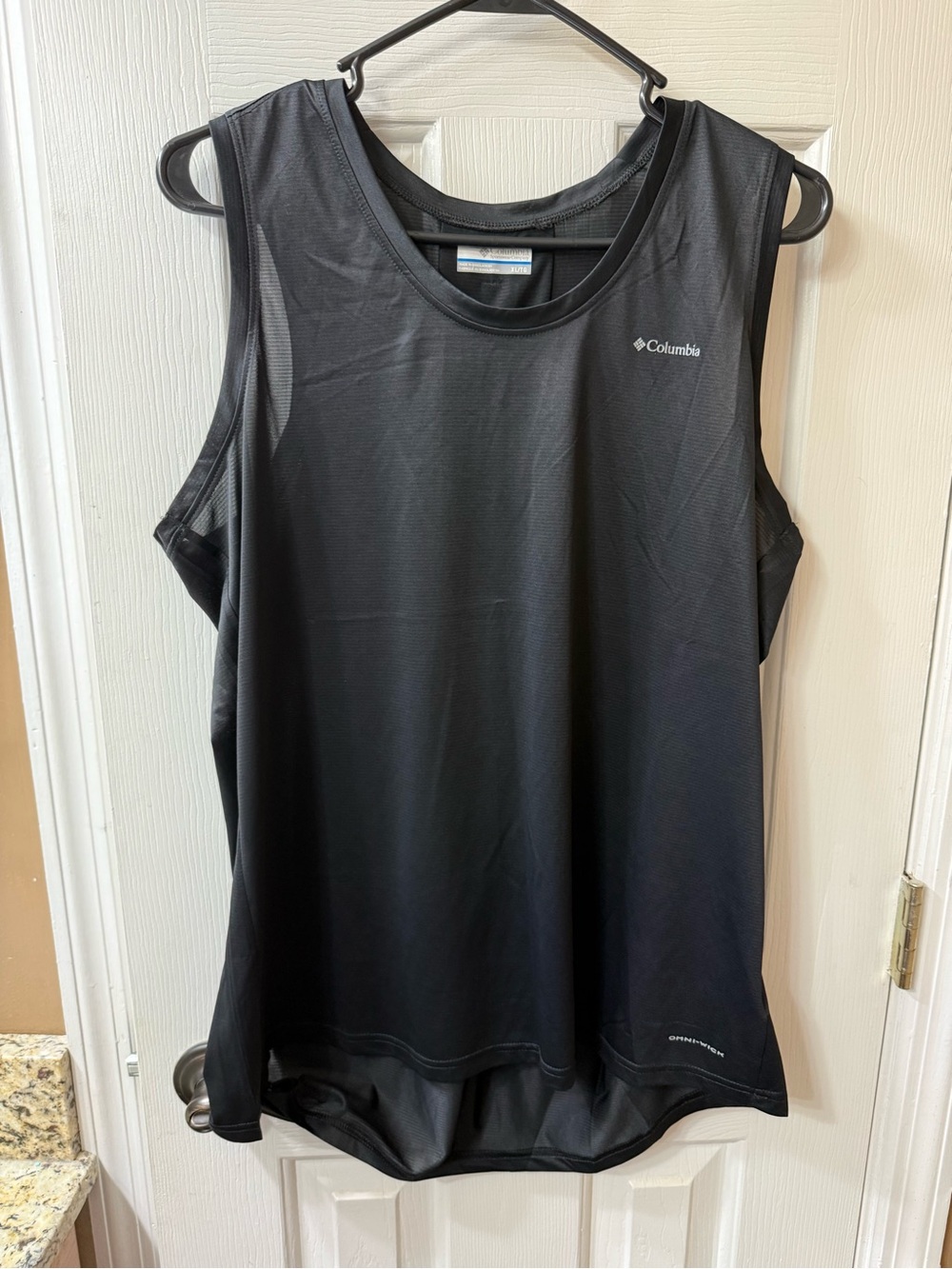 Columbia Black Moisture-Wicking Athletic Tank Top